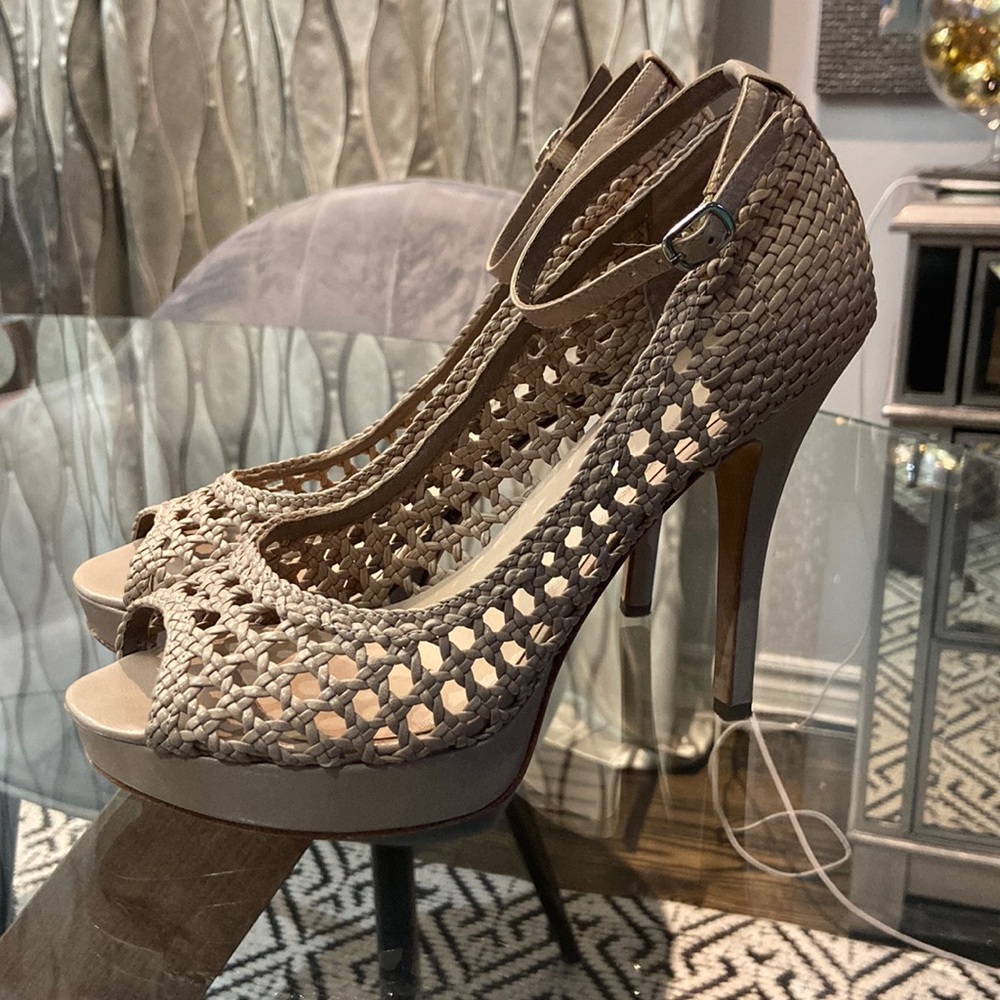 Guess by Marciano heels